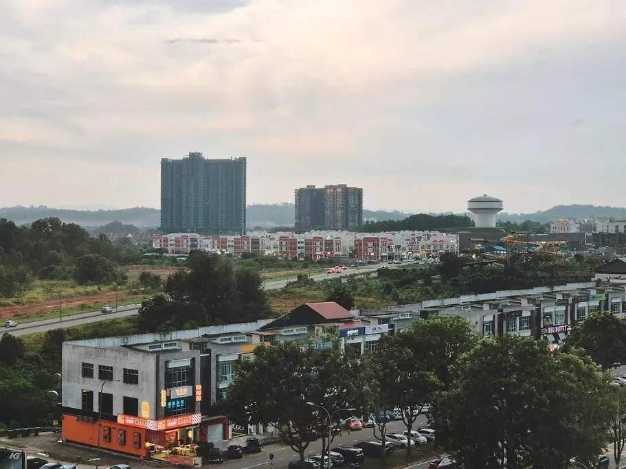 Walking Distance To Mount Austin 3 Rooms 6 Pax Johor Bahru 0*,  Malaysia