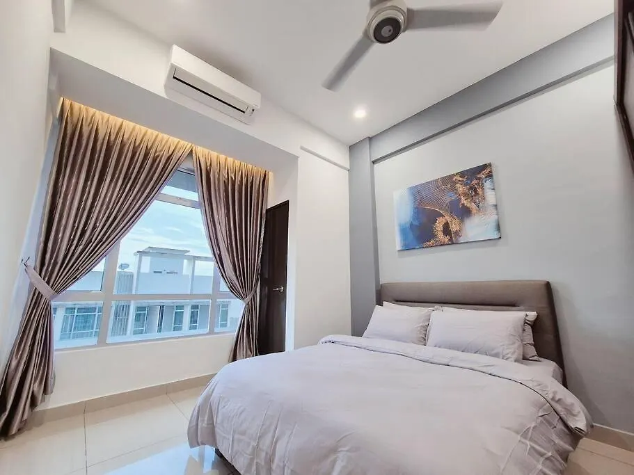Walking Distance To Mount Austin 3 Rooms 6 Pax Johor Bahru Apartment