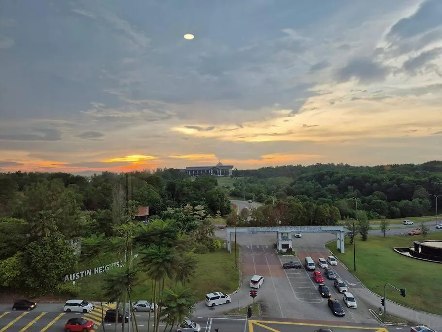 Walking Distance To Mount Austin 3 Rooms 6 Pax Johor Bahru 0*,